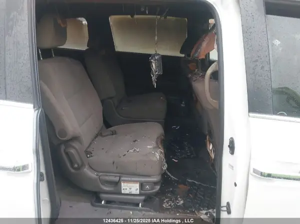5FNRL5H40HB500658 2017 HONDA ODYSSEY - Image 8
