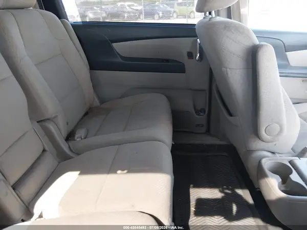 5FNRL5H41GB008722 2016 HONDA ODYSSEY - Image 8