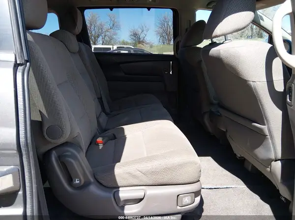 5FNRL5H41GB049271 2016 HONDA ODYSSEY - Image 8