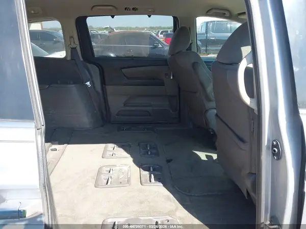 5FNRL5H41GB053286 2016 HONDA ODYSSEY - Image 8