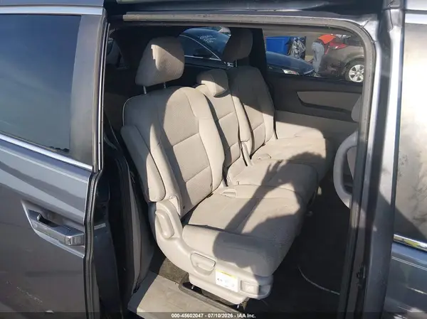 5FNRL5H41GB113275 2016 HONDA ODYSSEY - Image 8