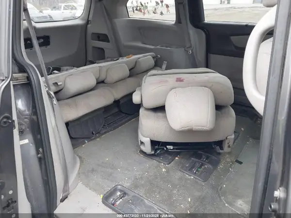 5FNRL5H41GB116984 2016 HONDA ODYSSEY - Image 8