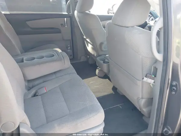 5FNRL5H41GB158250 2016 HONDA ODYSSEY - Image 8