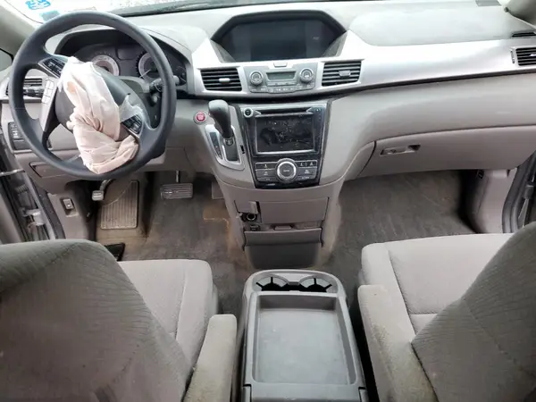 5FNRL5H41GB165568 2016 HONDA ODYSSEY - Image 8