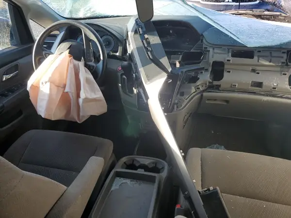5FNRL5H41HB500734 2017 HONDA ODYSSEY - Image 8