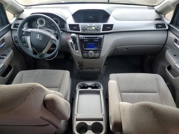 5FNRL5H42GB156135 2016 HONDA ODYSSEY - Image 8