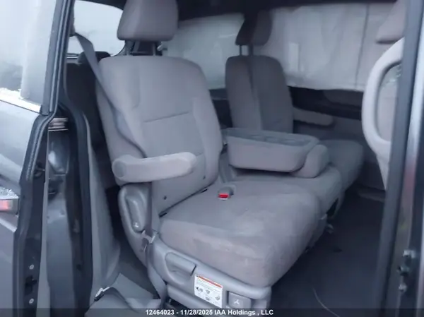 5FNRL5H42GB508985 2016 HONDA ODYSSEY - Image 8