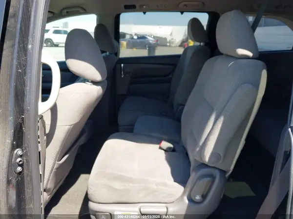 5FNRL5H43GB064192 2016 HONDA ODYSSEY - Image 8