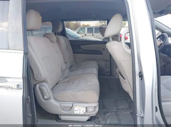 5FNRL5H43GB077914 2016 HONDA ODYSSEY - Image 8