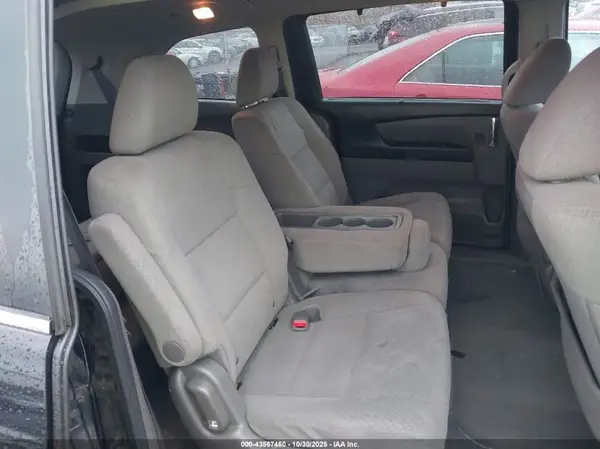 5FNRL5H44GB089330 2016 HONDA ODYSSEY - Image 8