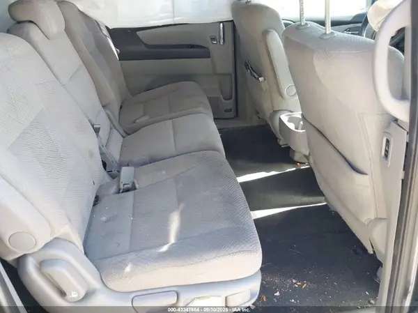5FNRL5H44GB147999 2016 HONDA ODYSSEY - Image 8