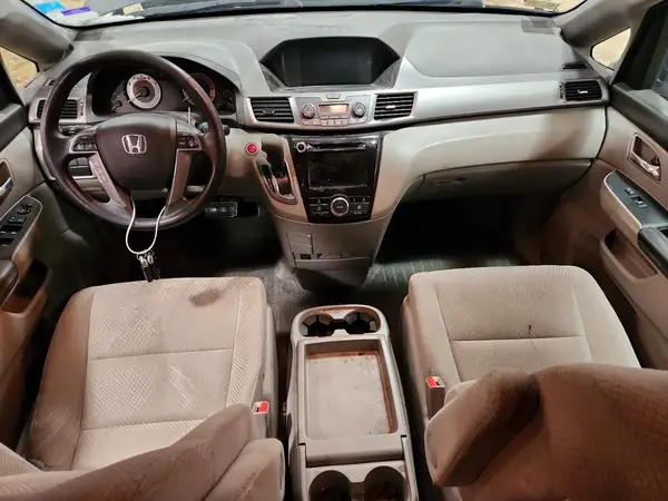 5FNRL5H44HB021675 2017 HONDA ODYSSEY - Image 8