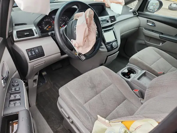5FNRL5H44HB026200 2017 HONDA ODYSSEY - Image 8
