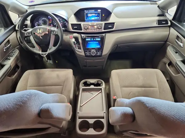 5FNRL5H45GB109245 2016 HONDA ODYSSEY - Image 8