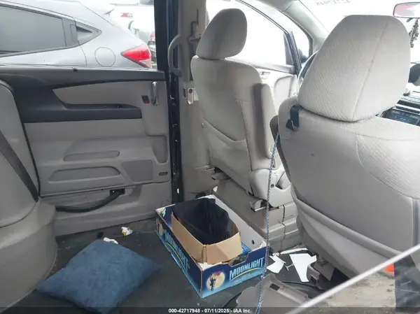 5FNRL5H45GB123923 2016 HONDA ODYSSEY - Image 8