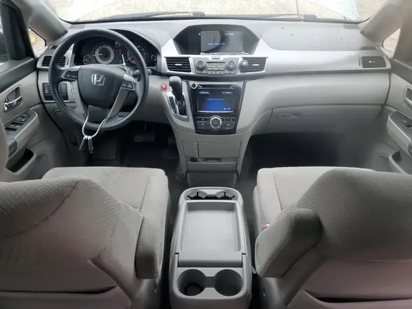 5FNRL5H45HB008630 2017 HONDA ODYSSEY - Image 8