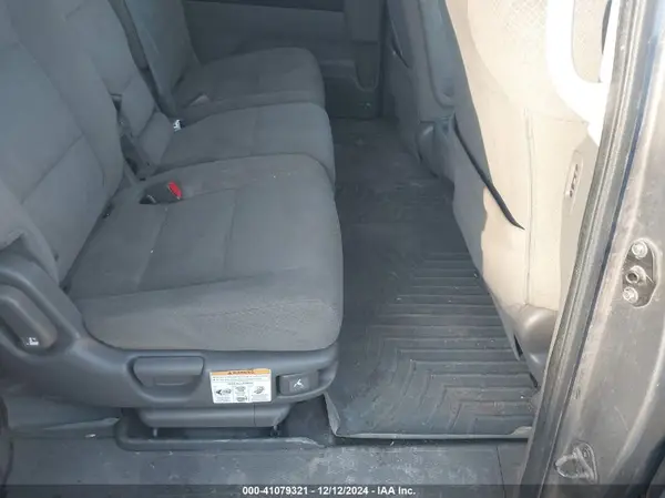 5FNRL5H46GB003533 2016 HONDA ODYSSEY - Image 8