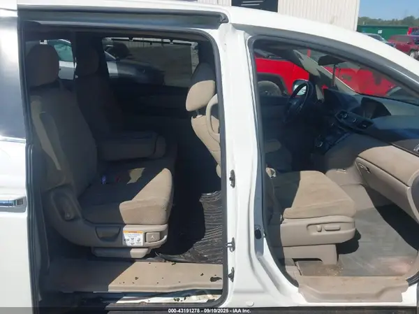 5FNRL5H46GB078782 2016 HONDA ODYSSEY - Image 8
