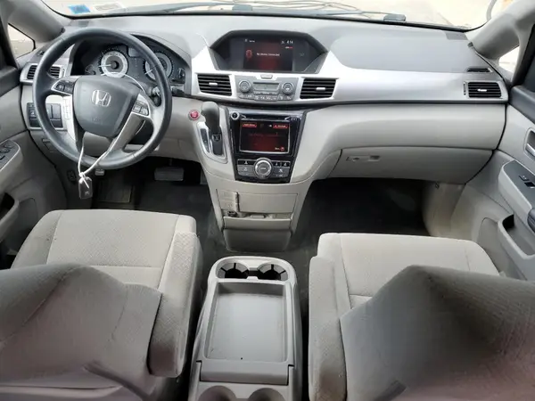 5FNRL5H47GB056743 2016 HONDA ODYSSEY - Image 8