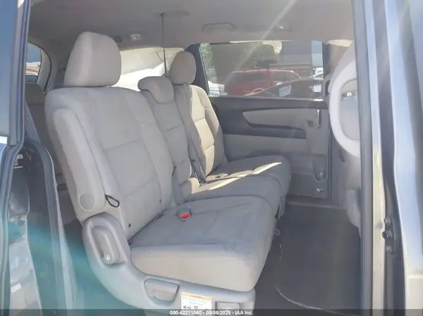 5FNRL5H47GB156518 2016 HONDA ODYSSEY - Image 8