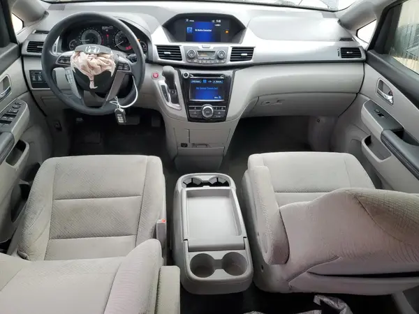 5FNRL5H47HB004370 2017 HONDA ODYSSEY - Image 8