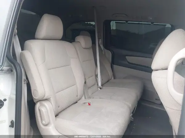 5FNRL5H47HB006572 2017 HONDA ODYSSEY - Image 8