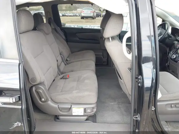 5FNRL5H47HB023677 2017 HONDA ODYSSEY - Image 8