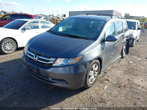 5FNRL5H47HB501399 2017 HONDA ODYSSEY - Image 2