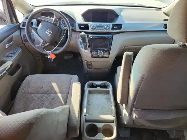 5FNRL5H48GB131661 2016 HONDA ODYSSEY - Image 8