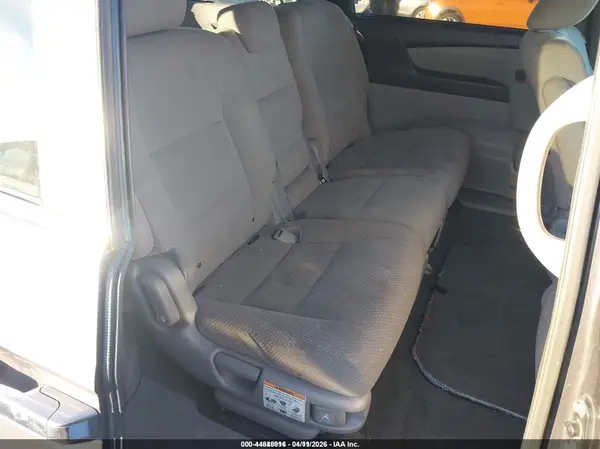 5FNRL5H49GB086357 2016 HONDA ODYSSEY - Image 8