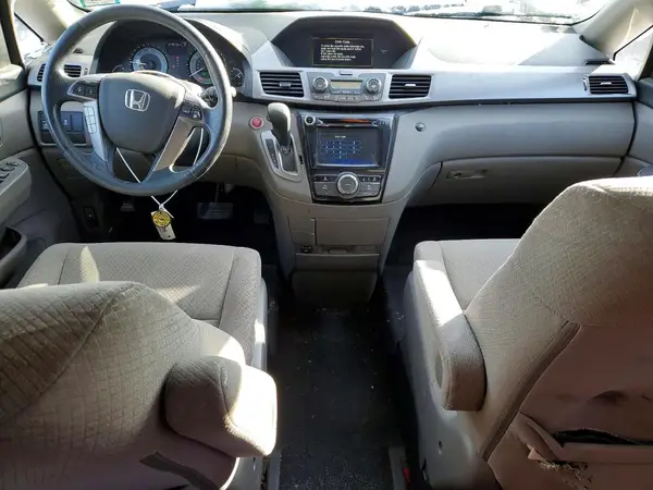 5FNRL5H49HB008260 2017 HONDA ODYSSEY - Image 8