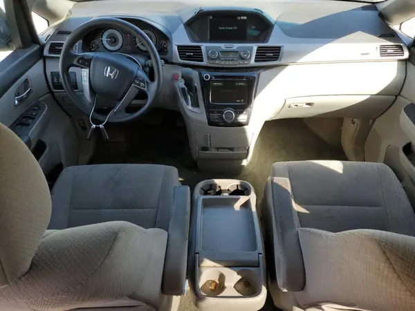5FNRL5H49HB017105 2017 HONDA ODYSSEY - Image 8