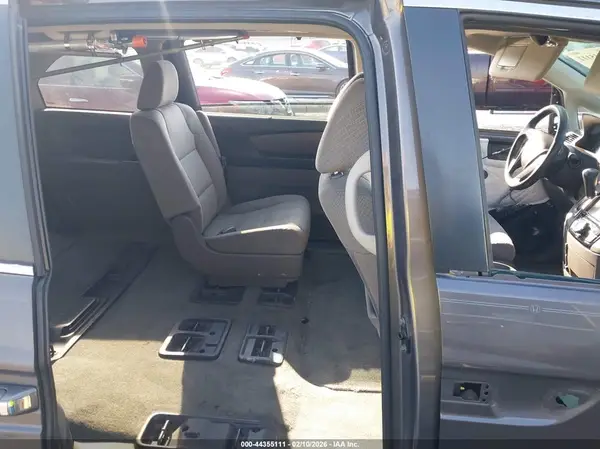 5FNRL5H4XGB069888 2016 HONDA ODYSSEY - Image 8