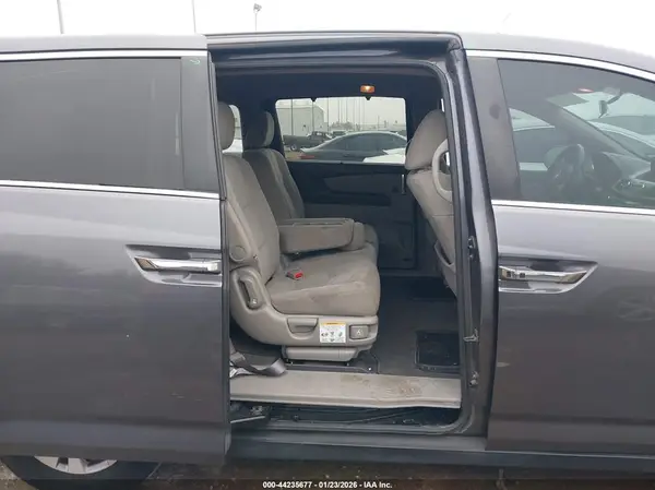 5FNRL5H4XGB072967 2016 HONDA ODYSSEY - Image 8
