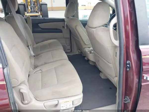 5FNRL5H4XGB120242 2016 HONDA ODYSSEY - Image 8