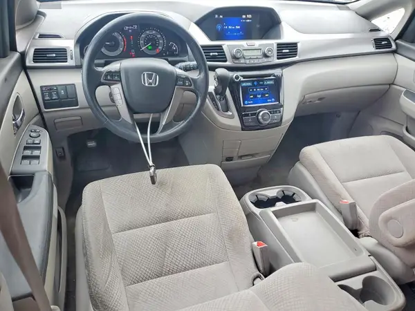 5FNRL5H4XGB125621 2016 HONDA ODYSSEY - Image 8
