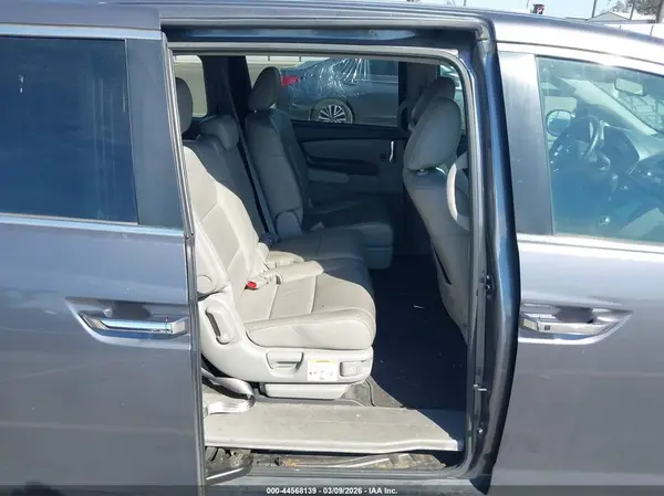 5FNRL5H60GB054785 2016 HONDA ODYSSEY - Image 8