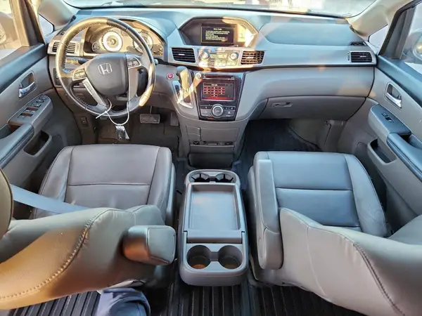 5FNRL5H60GB087141 2016 HONDA ODYSSEY - Image 8