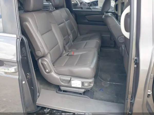 5FNRL5H60GB090220 2016 HONDA ODYSSEY - Image 8