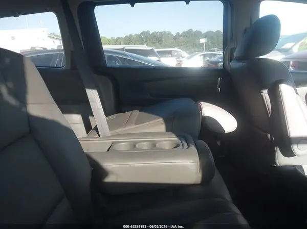 5FNRL5H60GB132692 2016 HONDA ODYSSEY - Image 8