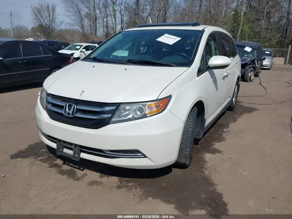 5FNRL5H60GB139853 2016 HONDA ODYSSEY - Image 2