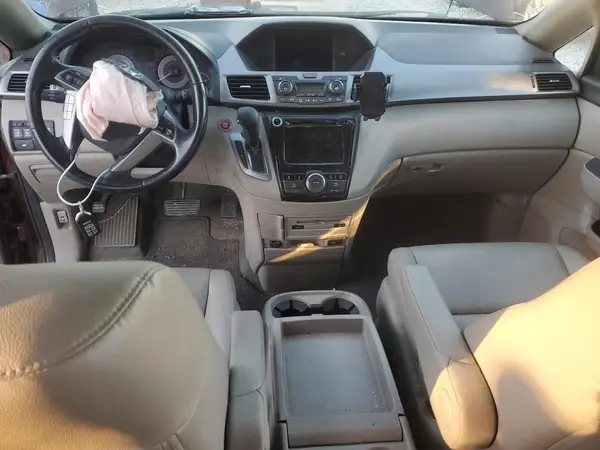 5FNRL5H60GB151016 2016 HONDA ODYSSEY - Image 8