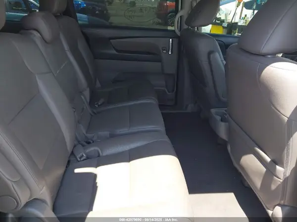 5FNRL5H60GB151601 2016 HONDA ODYSSEY - Image 8