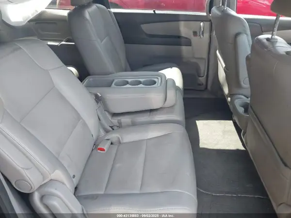 5FNRL5H60GB161609 2016 HONDA ODYSSEY - Image 8