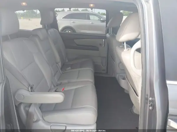 5FNRL5H60GB166566 2016 HONDA ODYSSEY - Image 8