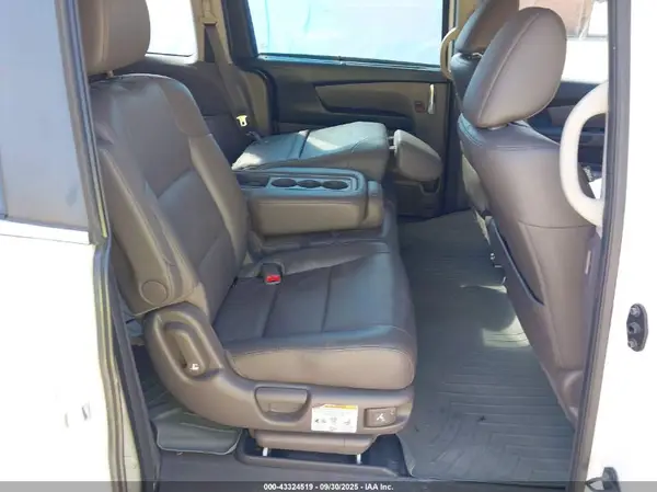 5FNRL5H60GB168544 2016 HONDA ODYSSEY - Image 8