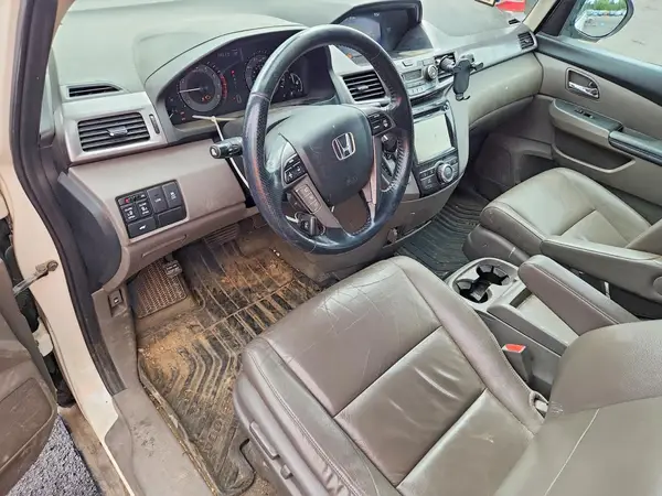 5FNRL5H60HB003367 2017 HONDA ODYSSEY - Image 8