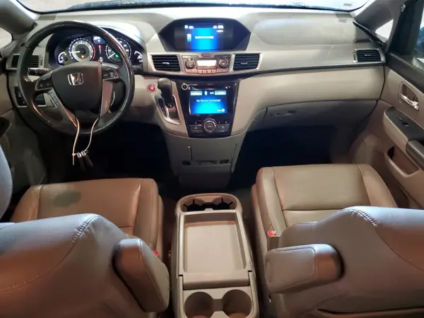 5FNRL5H60HB004552 2017 HONDA ODYSSEY - Image 8