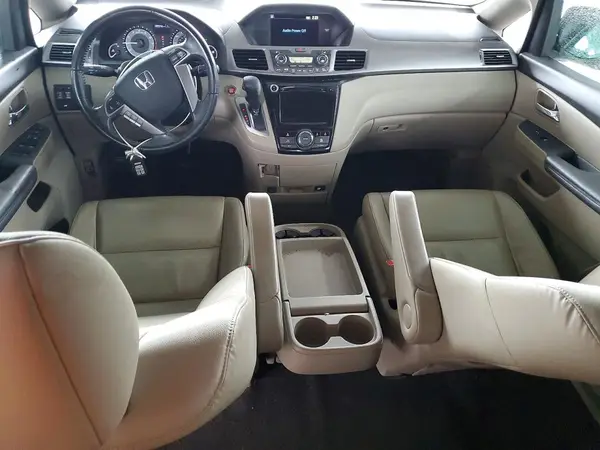 5FNRL5H60HB004650 2017 HONDA ODYSSEY - Image 8