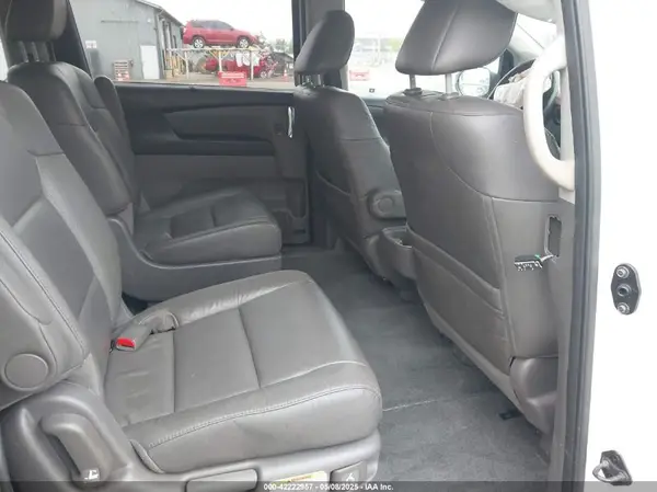 5FNRL5H60HB014529 2017 HONDA ODYSSEY - Image 8